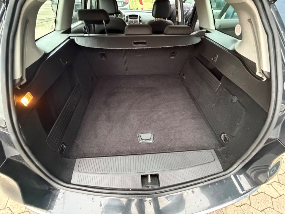 Opel Astra 1,4 T 140 Sport Sports Tourer 5d