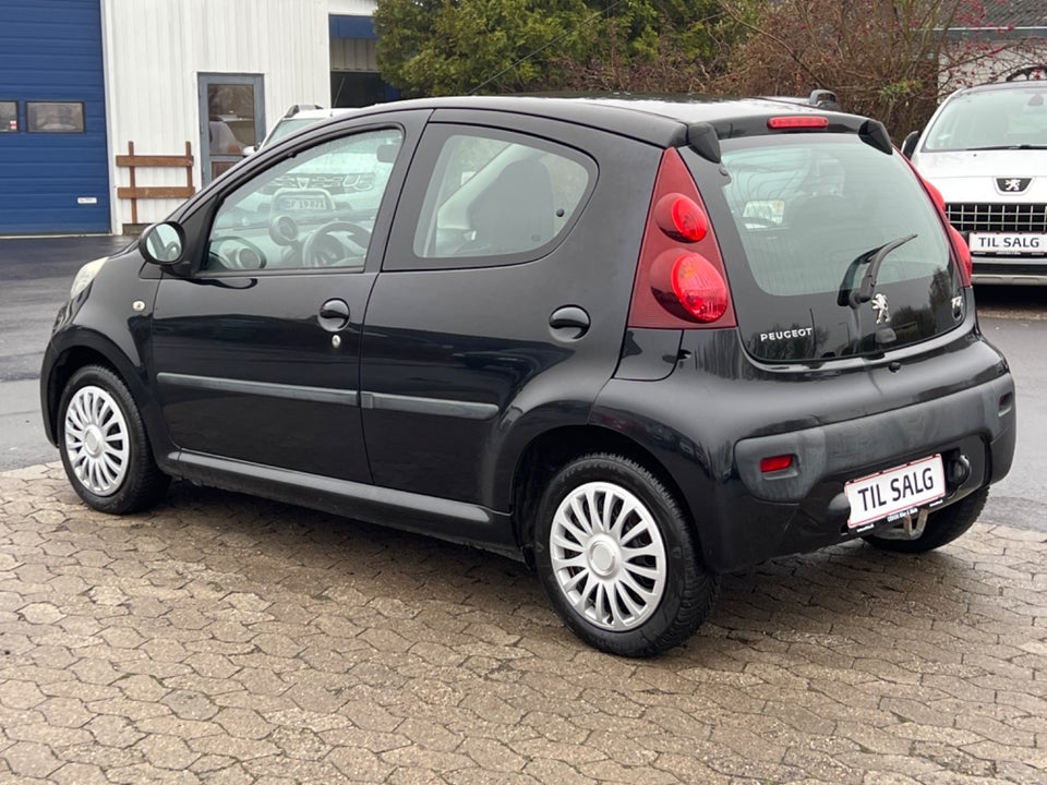 Peugeot 107 1,0 Active 5d