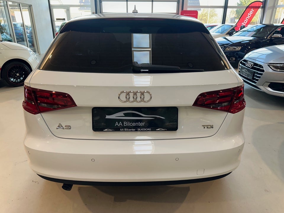 Audi A3 1,6 TDi Ambition Sportback 5d