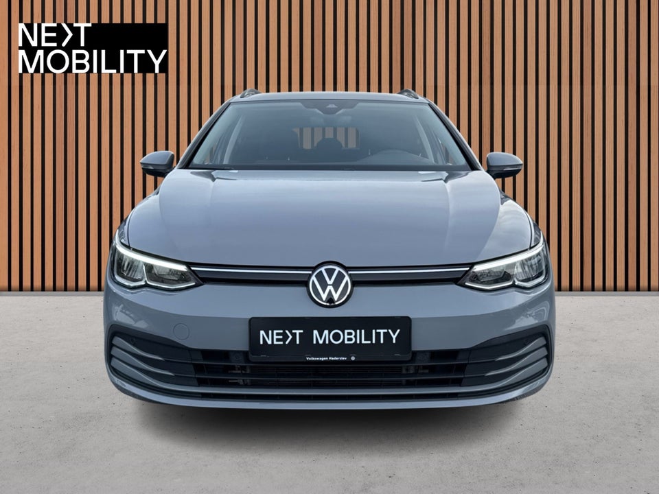 VW Golf VIII 1,5 TSi 130 Life Variant 5d