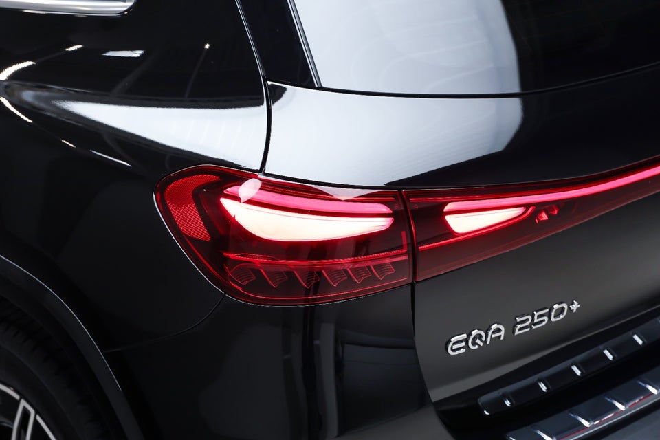 Mercedes EQA250+ AMG Premium 5d
