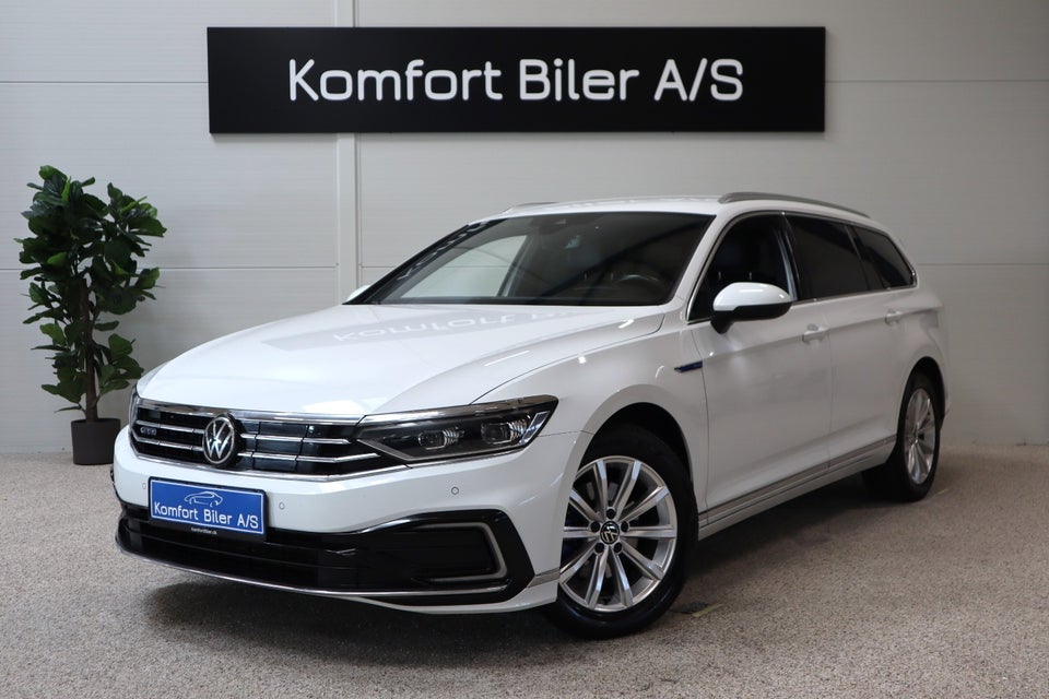 VW Passat 1,4 GTE High Variant DSG 5d