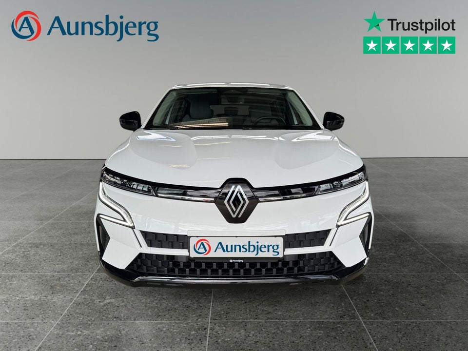 Renault Megane E-Tech 40 Equilibre 5d