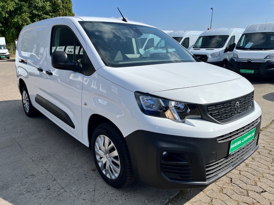 Peugeot Partner 1,5 BlueHDi 130 L2V2 Plus EAT8 Van