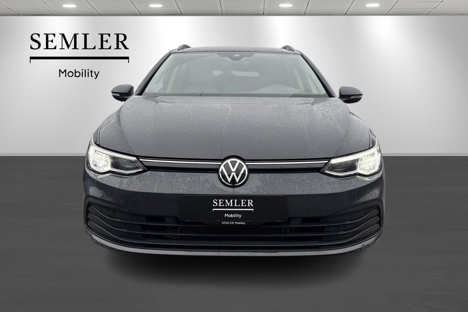 VW Golf VIII 1,5 TSi 130 Life Variant 5d