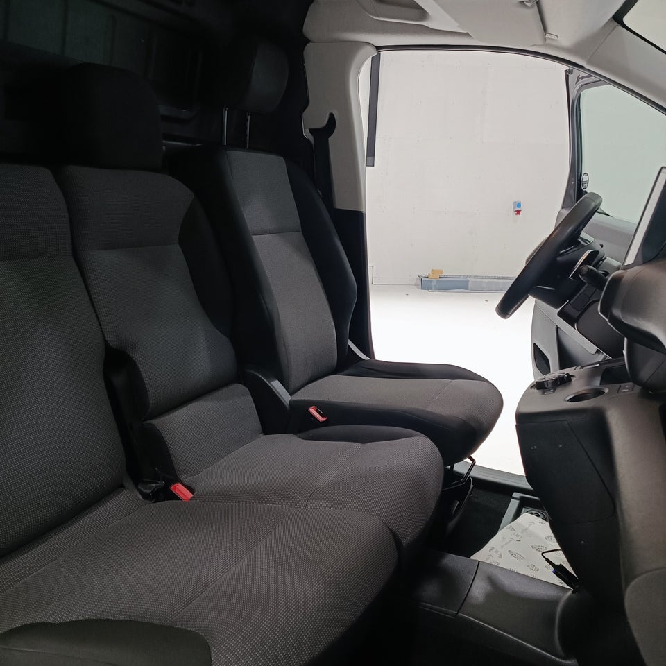 Peugeot Partner 1,5 BlueHDi 130 L1V1 Ultimate EAT8 Van