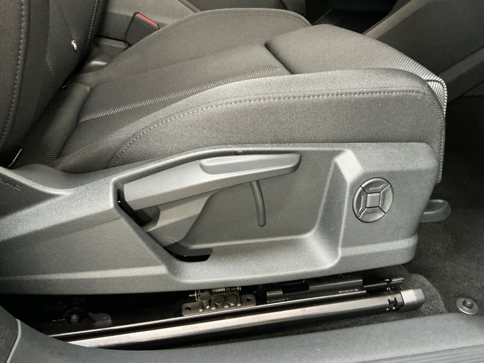 Audi Q4 e-tron 55 S-line quattro 5d