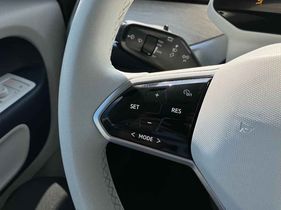 VW ID.Buzz 77 Pro SWB 5d