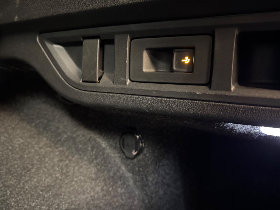 Skoda Octavia 2,0 TDi 150 Style Combi DSG 5d