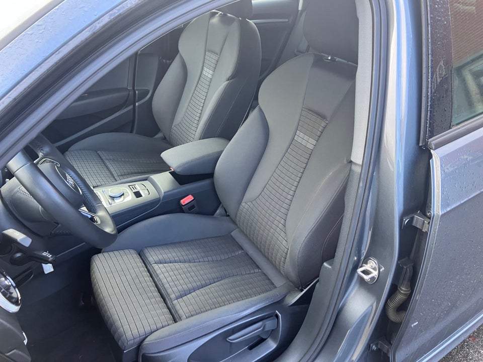 Audi A3 40 TFSi Sport Limited Sportback quattro S-tr. 5d