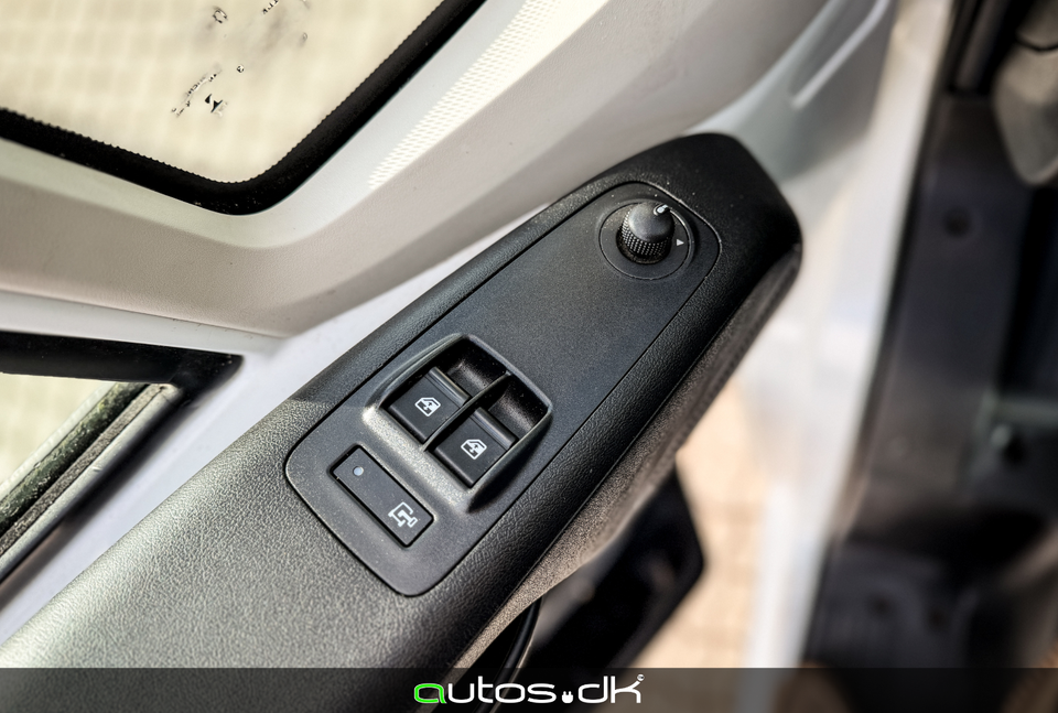 Peugeot Boxer 330 2,0 BlueHDi 130 L2H1