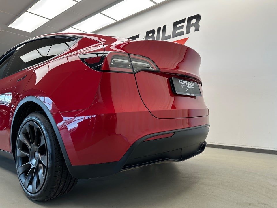Tesla Model Y Long Range AWD 5d