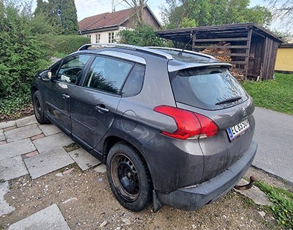 Peugeot 2008 1,2 VTi 82 Access 5d