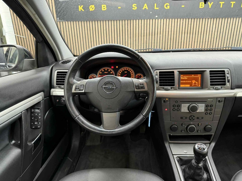 Opel Vectra 1,8 16V 140 Limited 5d