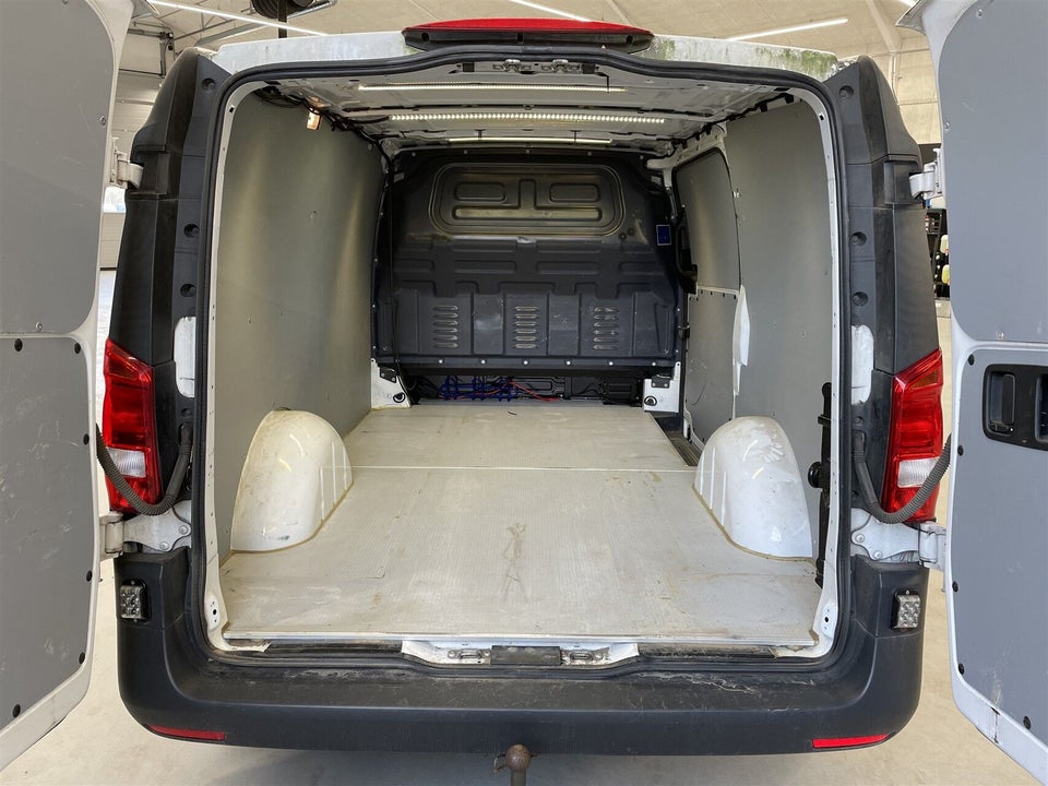 Mercedes Vito 114 1,8 CDi Kassevogn L FWD