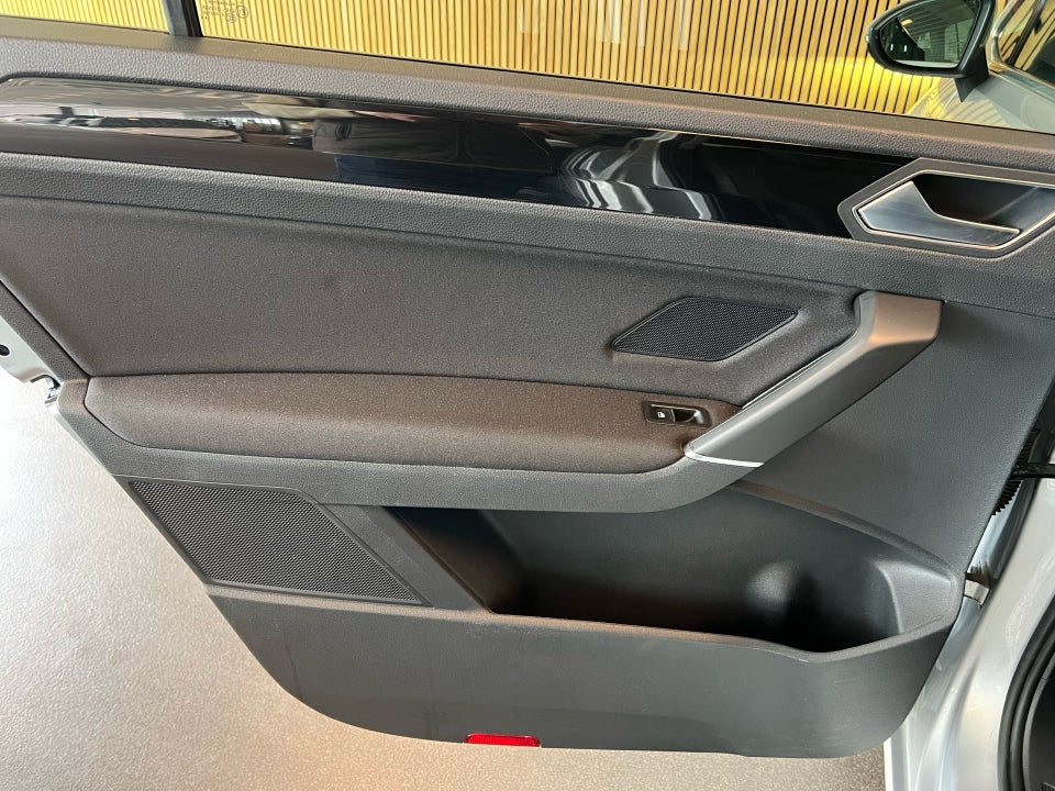 VW Touran 1,8 TSi 180 Highline DSG 7prs 5d