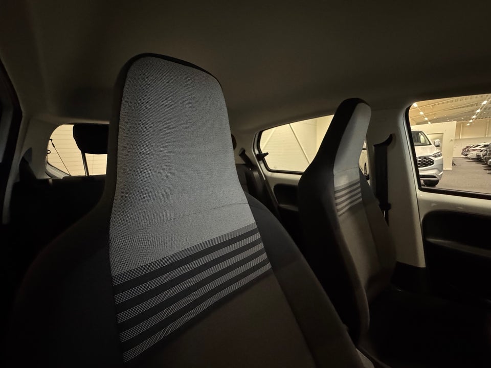 VW e-Up! Move Up! 5d