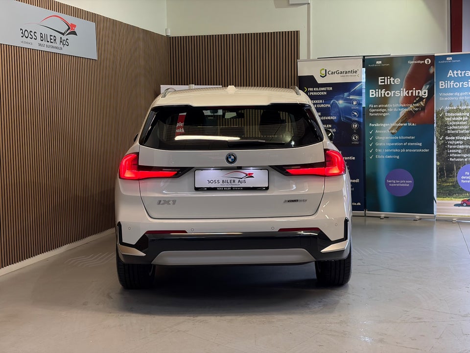 BMW iX1 xDrive30 X-Line 5d