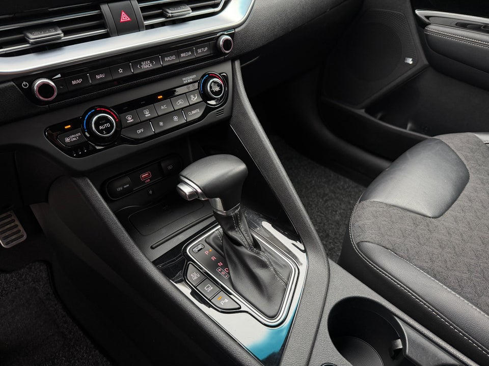 Kia Niro 1,6 HEV Advance DCT 5d