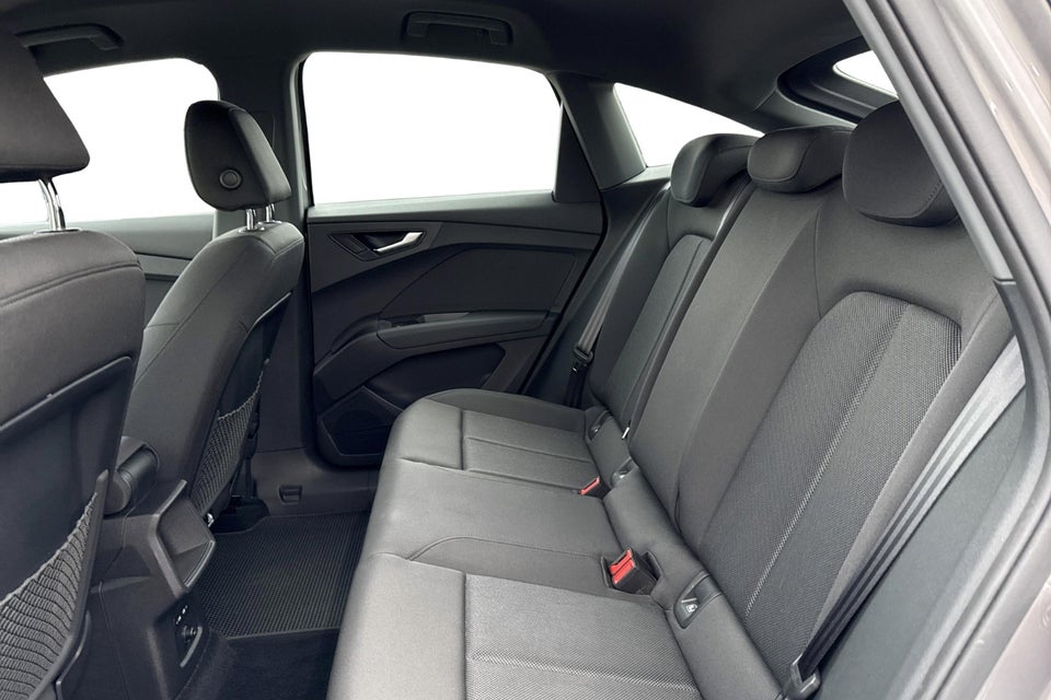 Audi Q4 e-tron 35 Attitude Sportback 5d