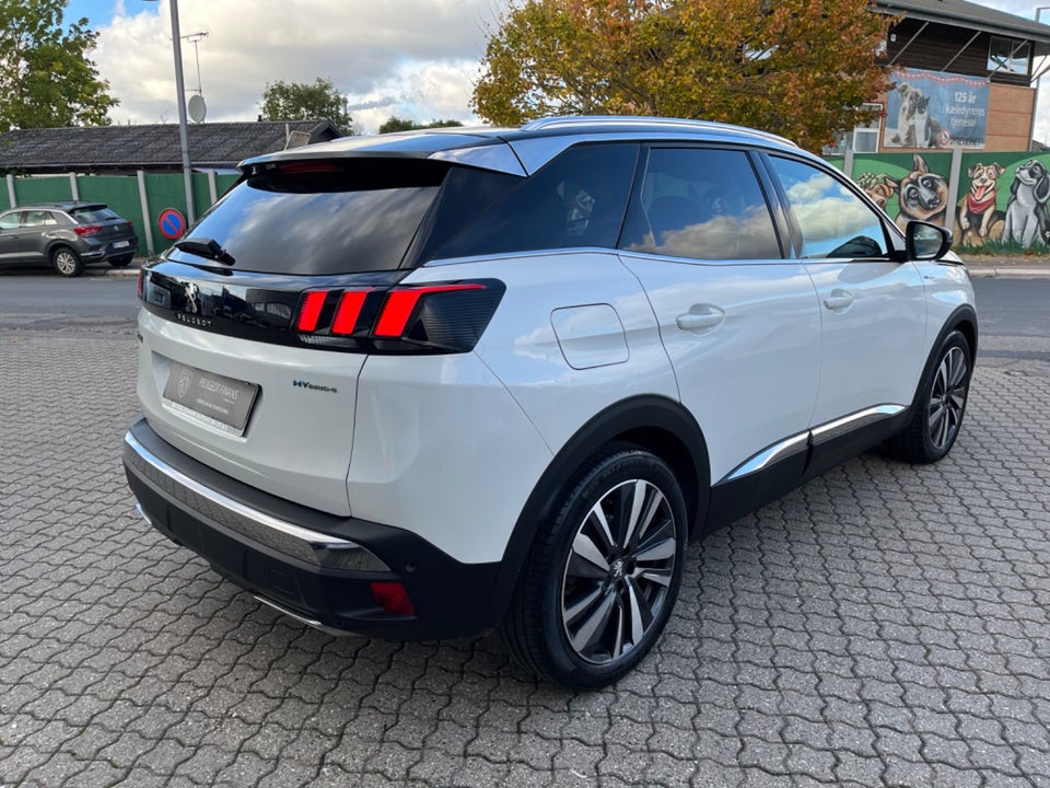 Peugeot 3008 1,6 Hybrid4 GT Premium EAT8 5d