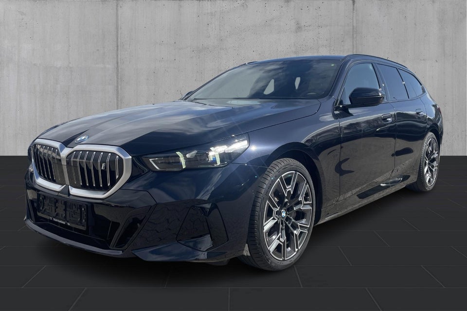 BMW i5 eDrive40 Fully Charged 4d