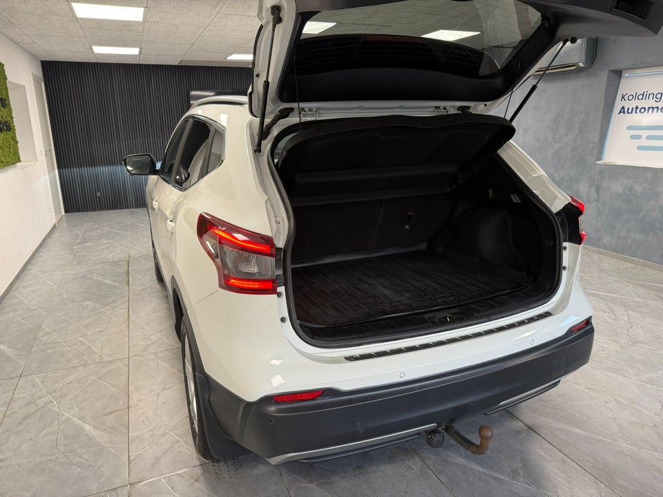 Nissan Qashqai 1,5 dCi 110 Tekna 5d