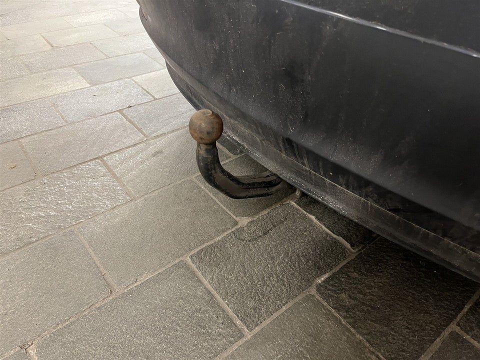 Tesla Model 3 Long Range AWD 4d