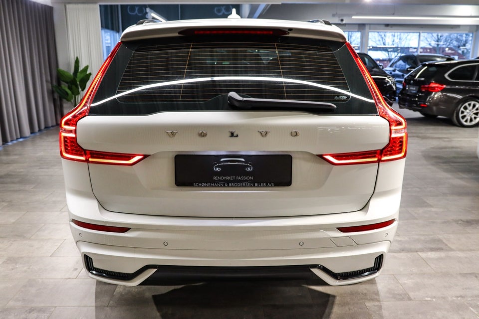 Volvo XC60 2,0 B4 197 R-Design aut. 5d