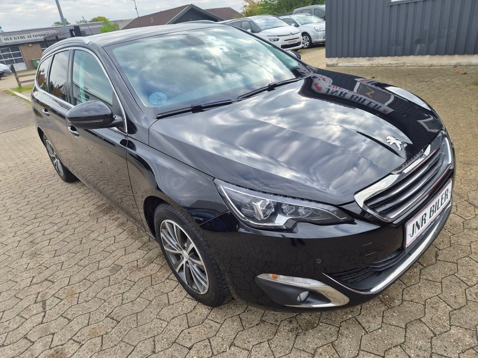 Peugeot 308 1,6 BlueHDi 120 Active SW EAT6 5d