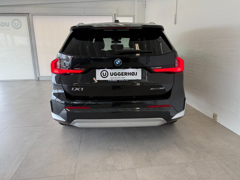 BMW iX1 xDrive30 X-Line 5d