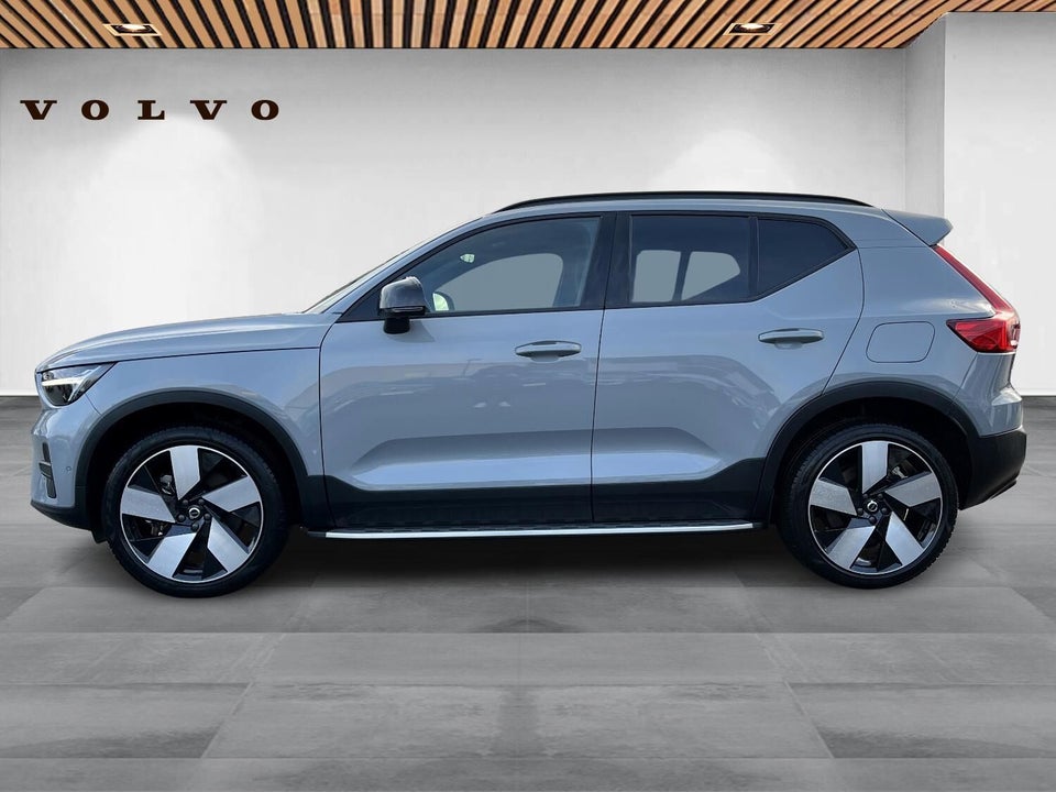 Volvo EX40 Extended Range Core 5d