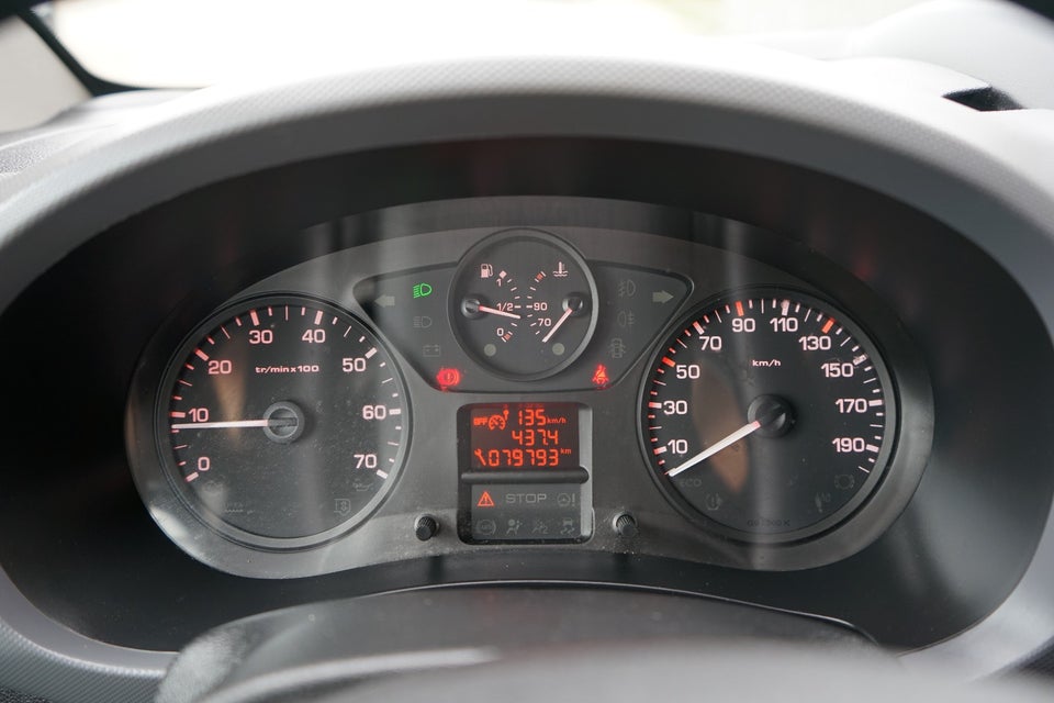 Peugeot Partner 1,6 BlueHDi 75 L1 Van 4d