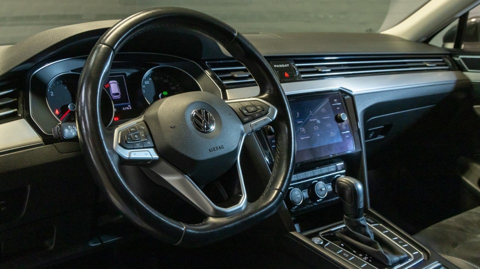 VW Passat 2,0 TDi 150 Elegance+ Variant DSG 5d