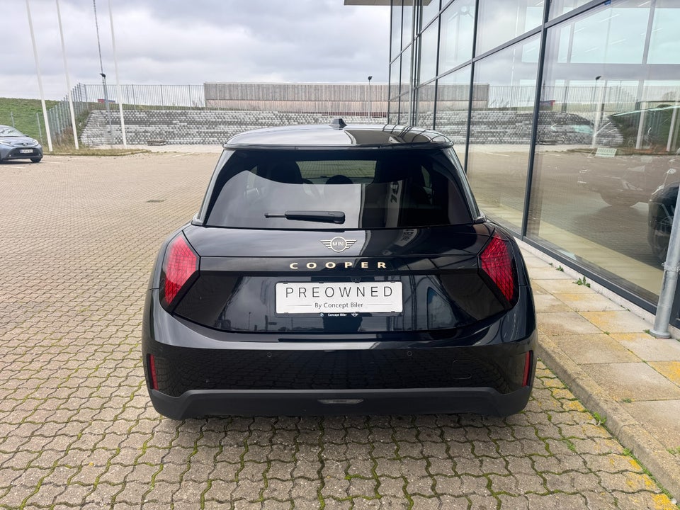 MINI Cooper E Favoured Trim L 3d