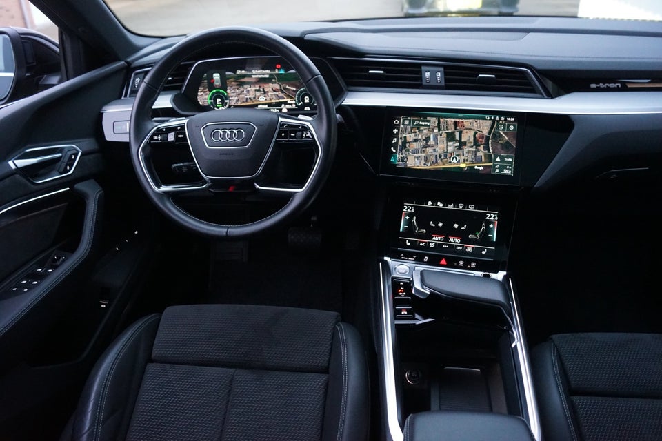 Audi e-tron 55 Advanced quattro 5d