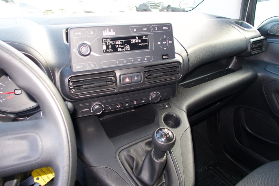 Toyota ProAce City 1,5 D 102 Long Comfort 6d