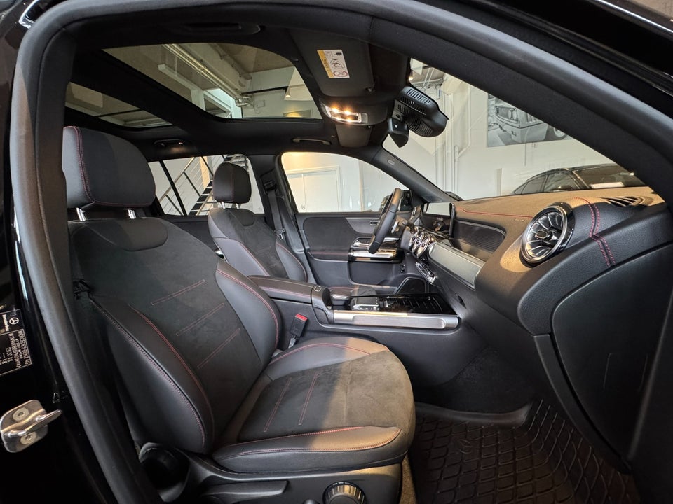 Mercedes EQB250 AMG Line 5d