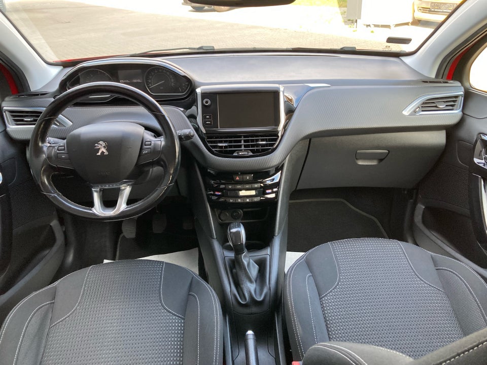 Peugeot 208 1,6 BlueHDi 100 Desire 5d