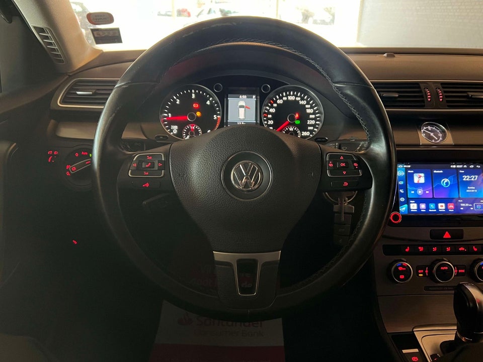 VW Passat 2,0 TDi 140 Highline Variant DSG BMT 5d