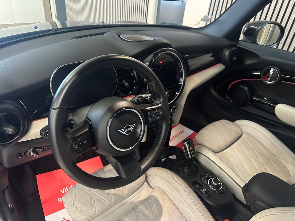 MINI Cooper SE Edition Premium Plus 3d