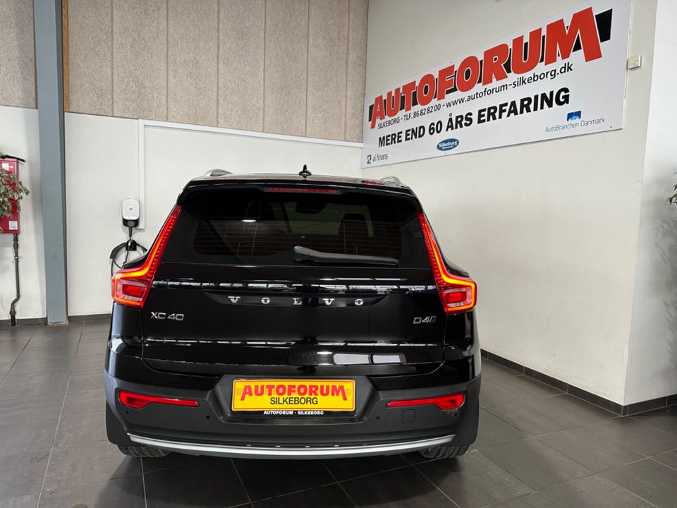 Volvo XC40 2,0 D4 190 Momentum aut. AWD Van 5d