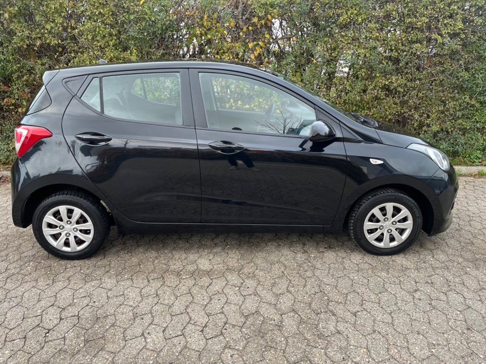 Hyundai i10 1,0 Move 5d