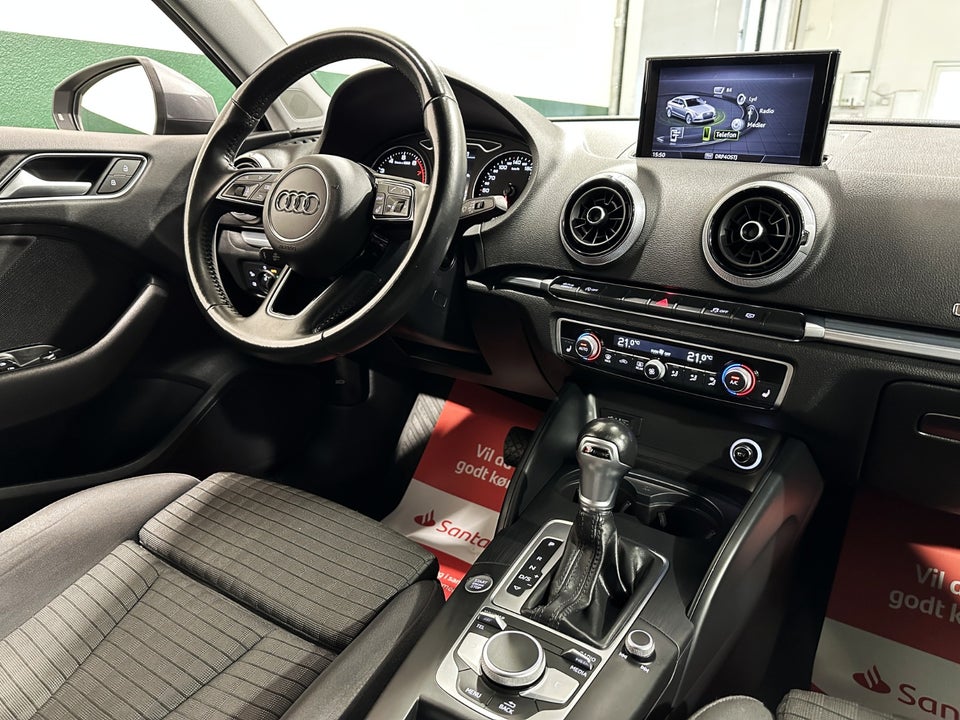 Audi A3 35 TFSi Sport Limited S-tr. 4d