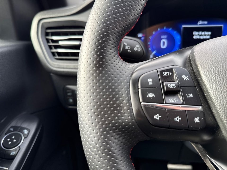 Ford Kuga 2,5 PHEV ST-Line X CVT 5d