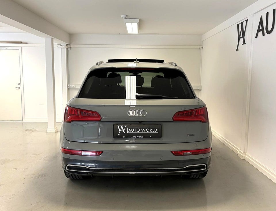 Audi Q5 3,0 TDi 286 S-line quattro Tiptr. 5d