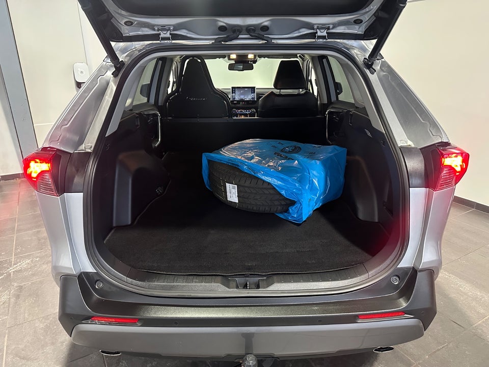 Toyota RAV4 2,5 Hybrid H3 Comfort MDS Van 5d