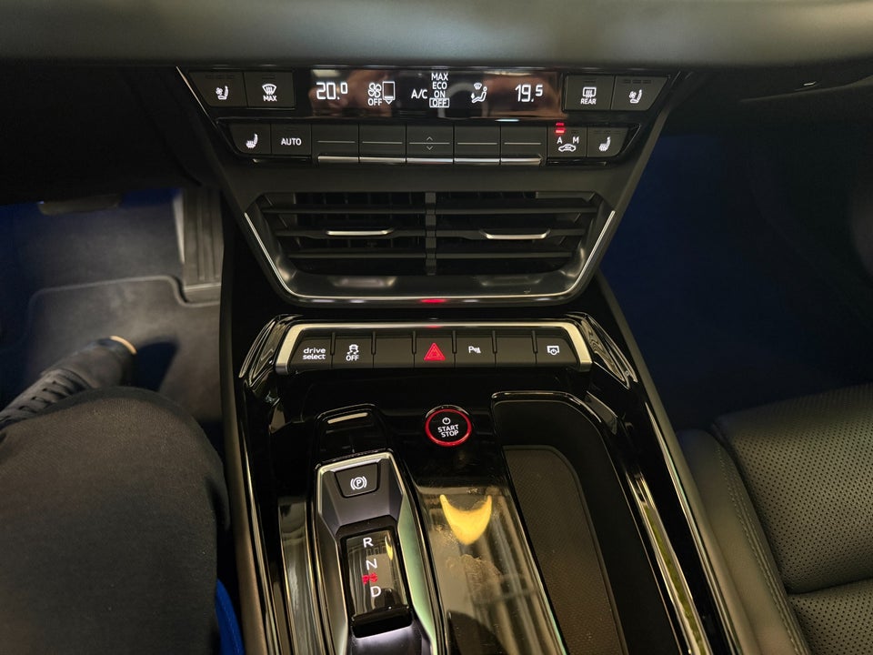 Audi e-tron GT quattro 4d