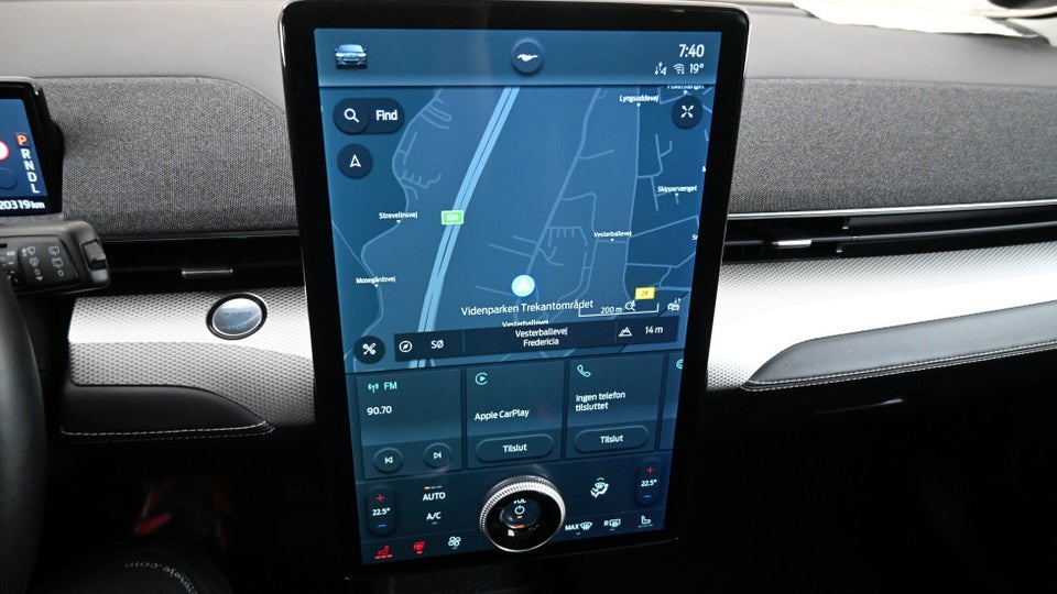 Ford Mustang Mach-E 68 Standard Range 5d