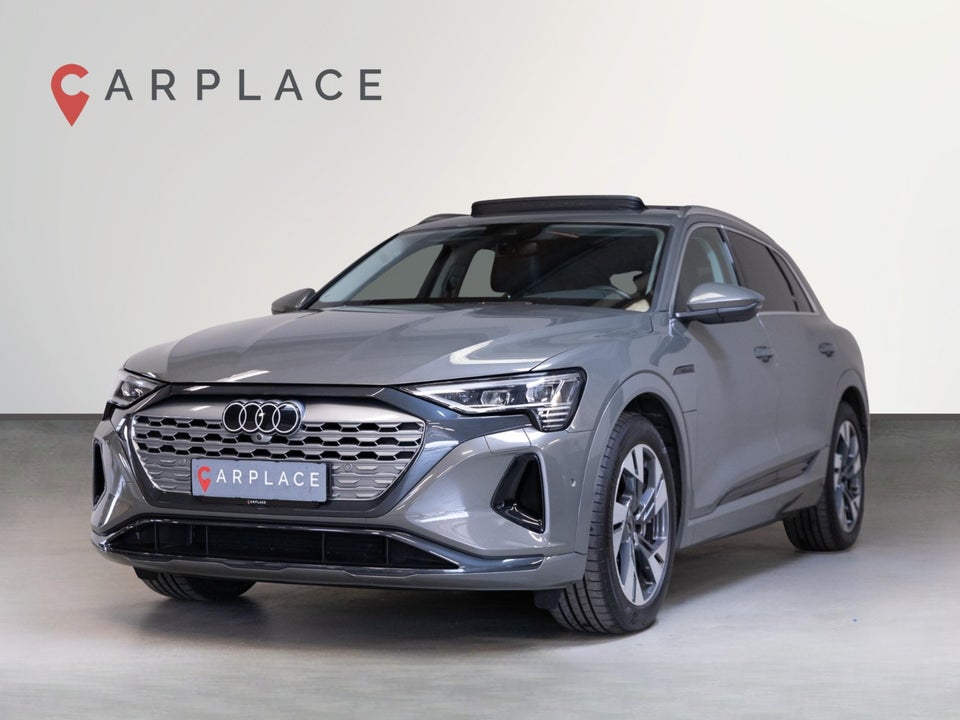 Audi Q8 e-tron 50 quattro 5d
